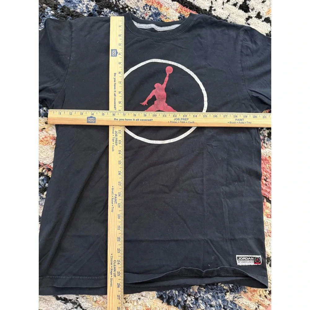 Jordan Mens Jumpman Circle Graphic T-Shirt Black Red Large Short Sleeve Tee